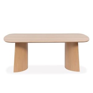 Oak wood dining table suitable for commercial use